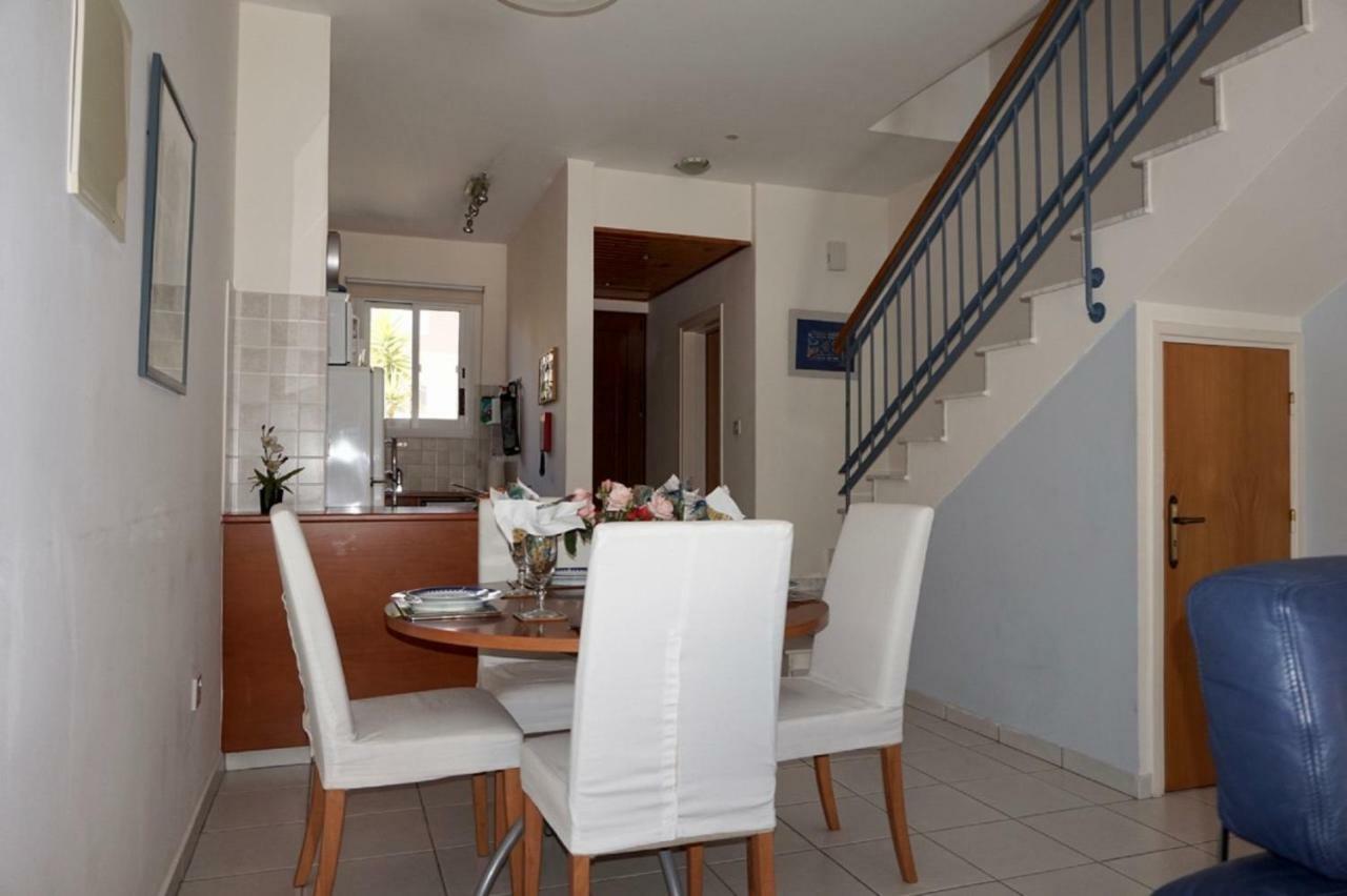 Aurora Townhouse - Complimentary Paphos Airport Transport Villa Eksteriør bilde